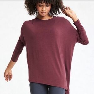 Athleta Cloudlight Relaxed Asym Long Sleeve in Burgundy. Size XL.